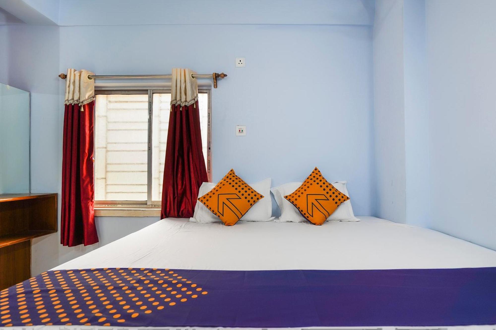 Hotel Spot On Silver Kolkata